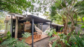 Villa Superior (Max 4 pax) | 1 bedroom, premium bedding, pillowtop beds, in-room safe