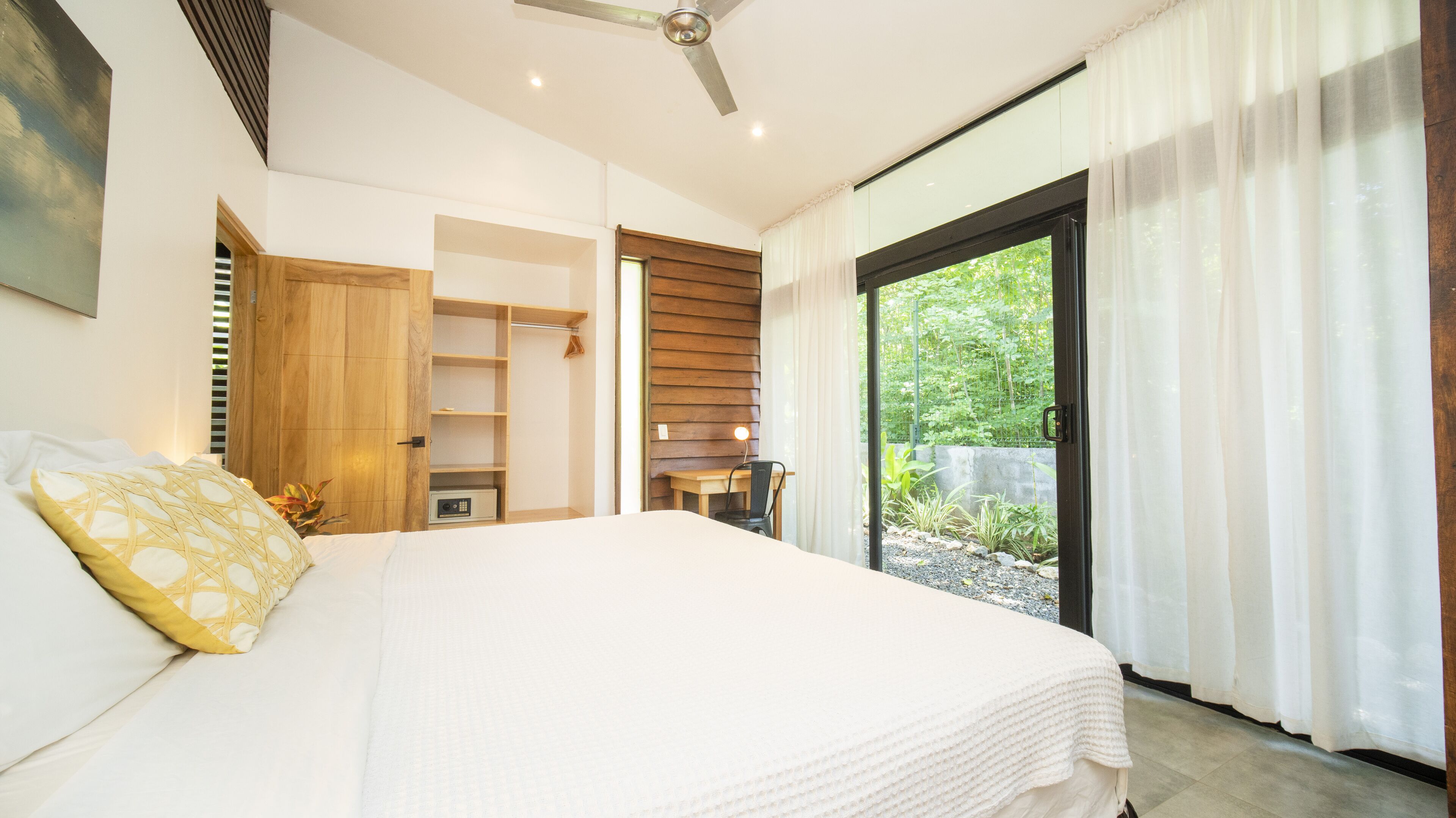 villa superior (max 4 pax) | 1 bedroom, premium bedding, pillow-top beds, in-room safe