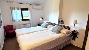 Pillow-top beds, individually decorated, individually furnished