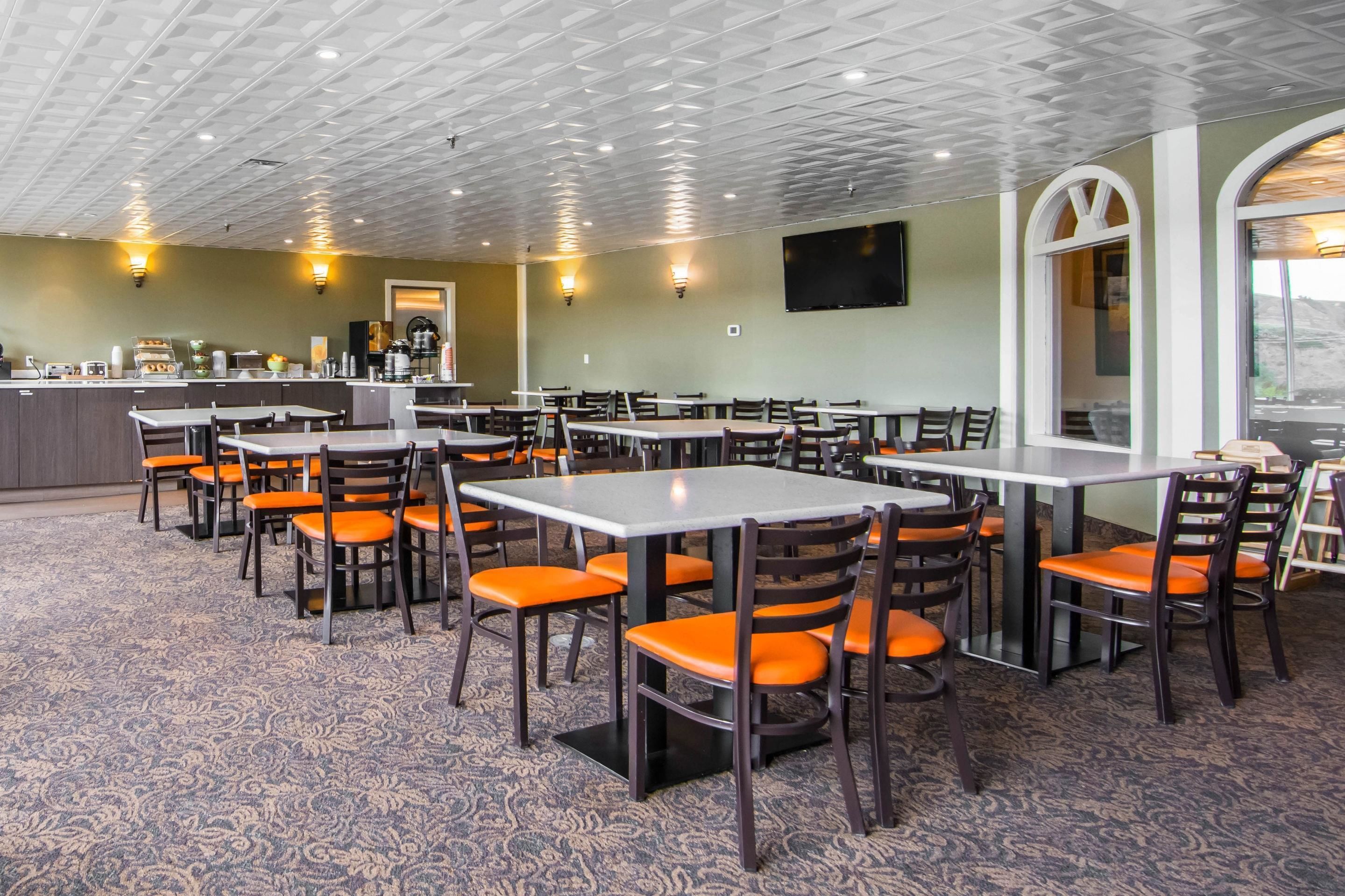 free continental breakfast