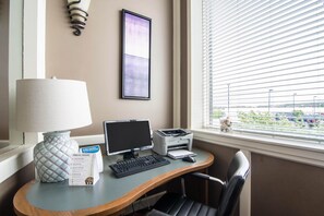 Business center - Quality Hotel (Drumheller)