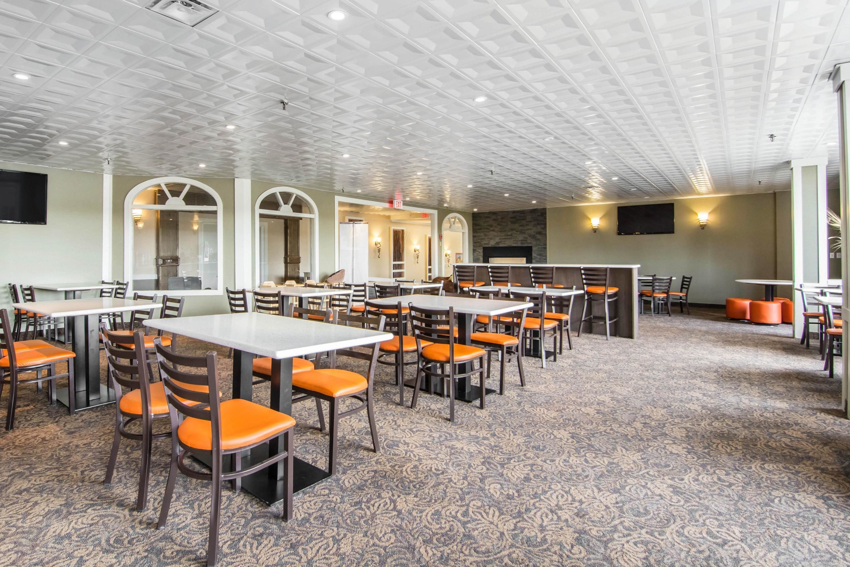 free continental breakfast