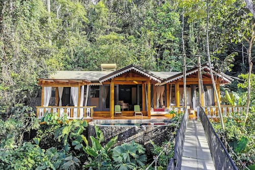 Villa, vista a la montaña | 1 habitación, ropa de cama de alta calidad y edredón