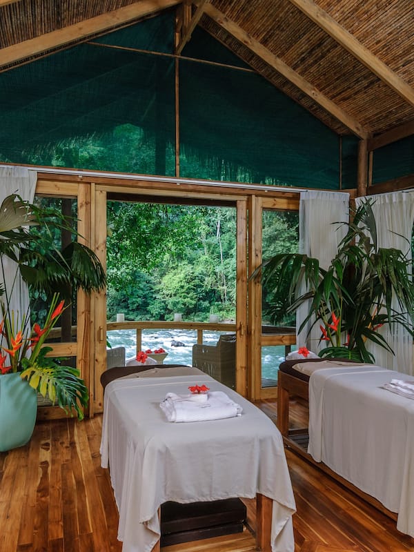 Couples treatment room(s), body treatments, aromatherapy