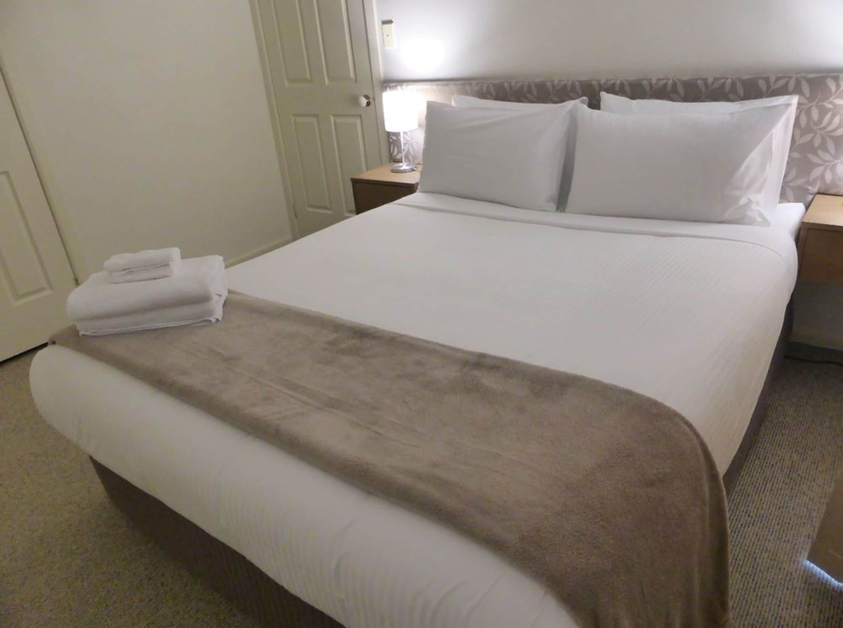 Lifestyle Apartments at Ferntree — image 12