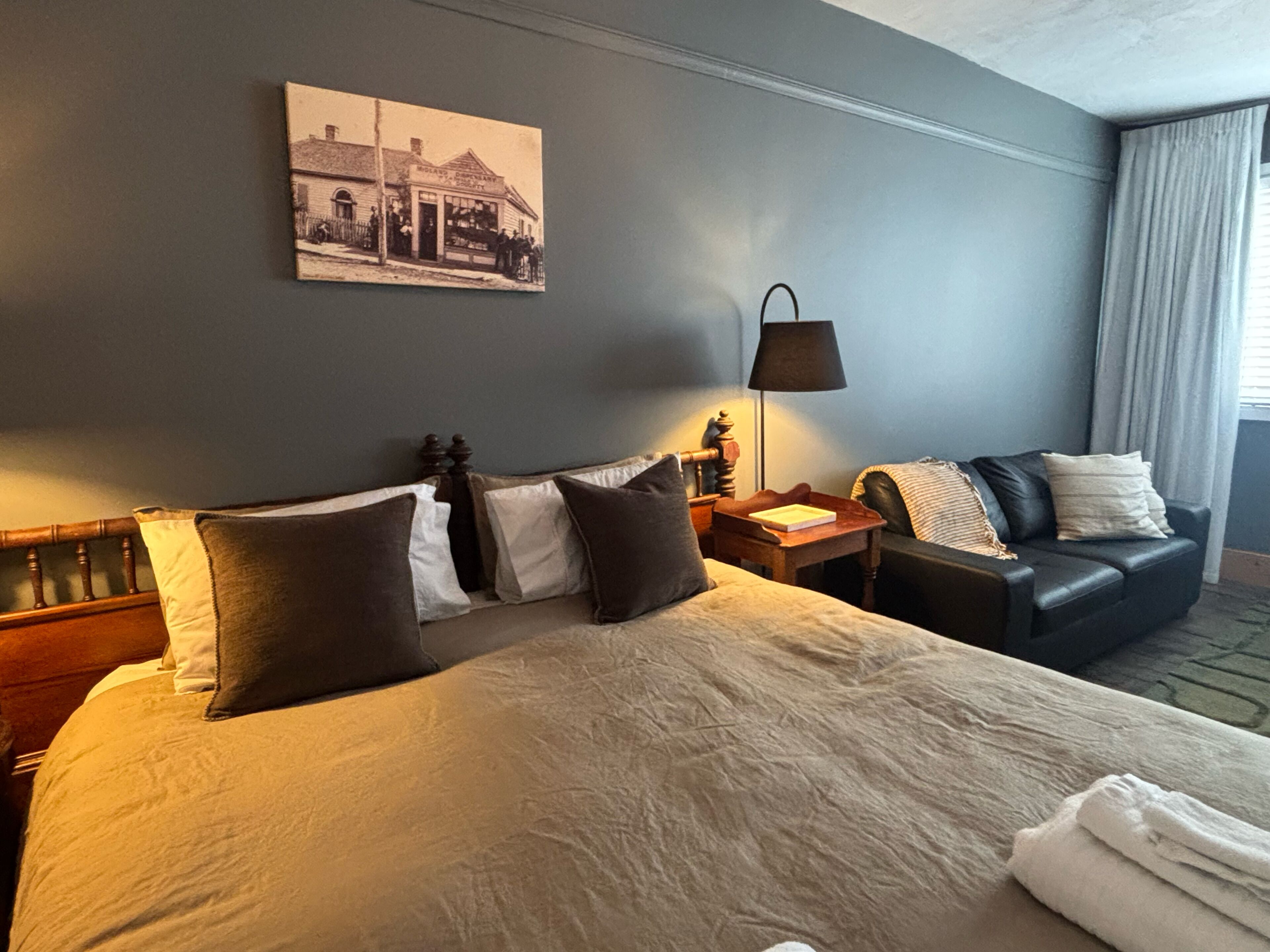 Studio | Living area | LCD TV