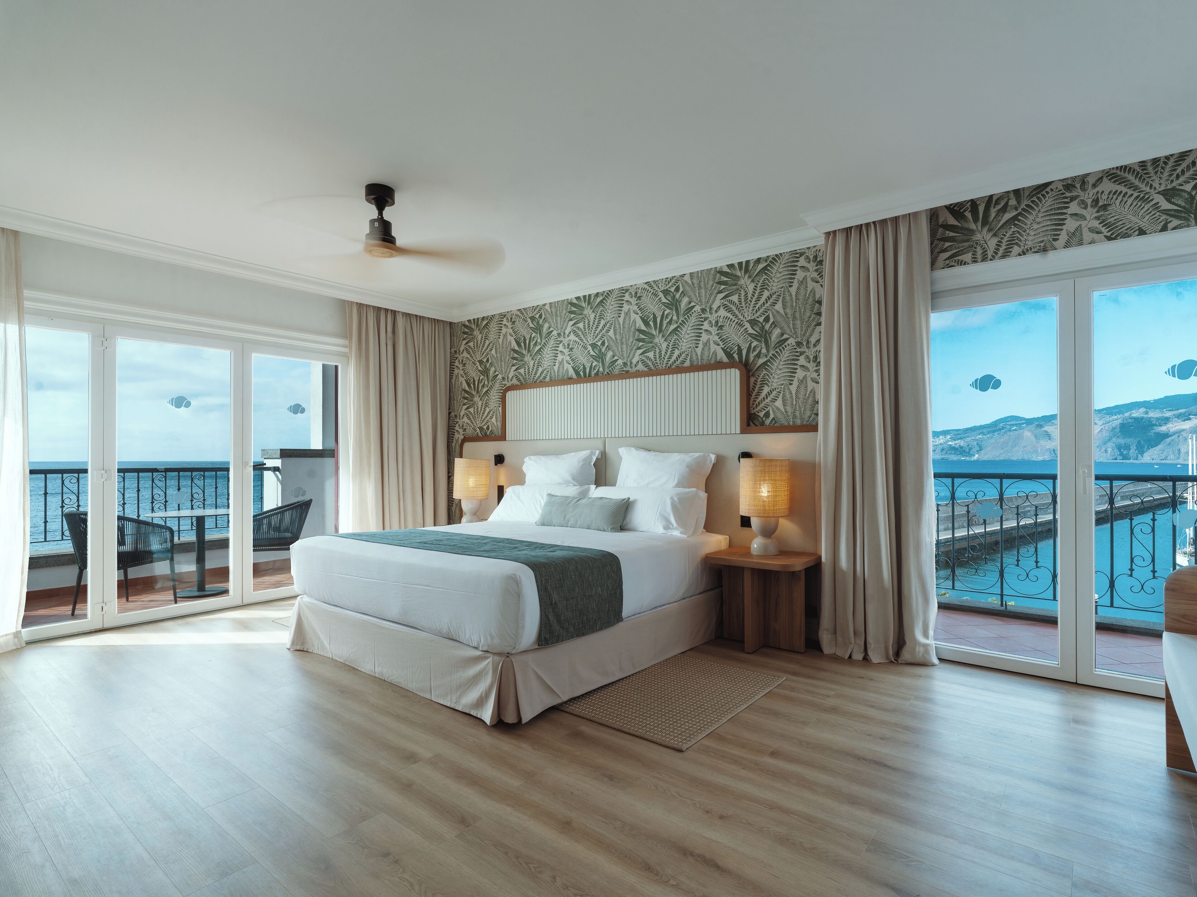 Down duvets, minibar, in-room safe, desk