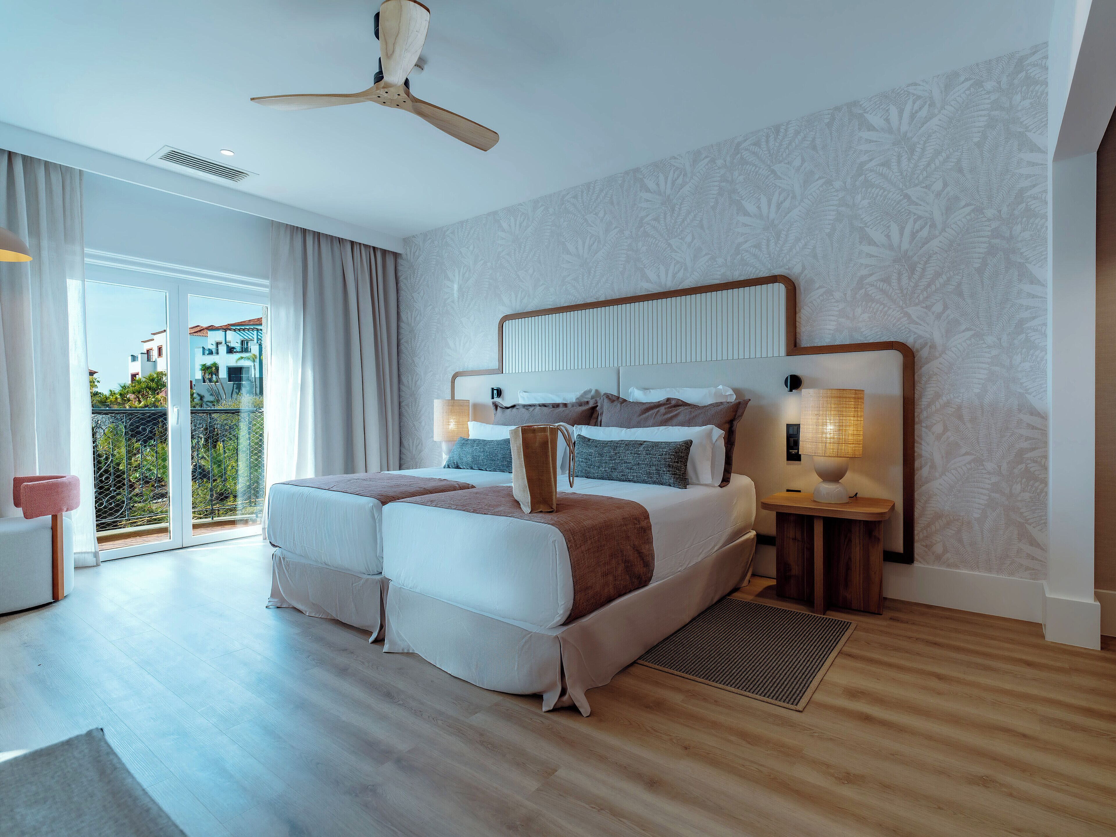 Club Suite, Terrace (Preferred Club, 3 Adults + 1 Child) | Down comforters, minibar, in-room safe, desk