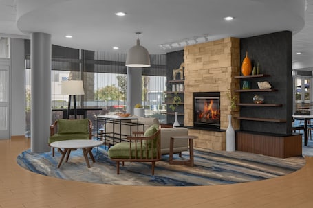 Lobby. Fairfield Inn & Suites Tustin Orange County