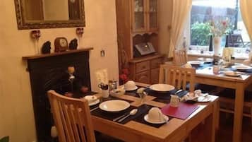 Free English breakfast