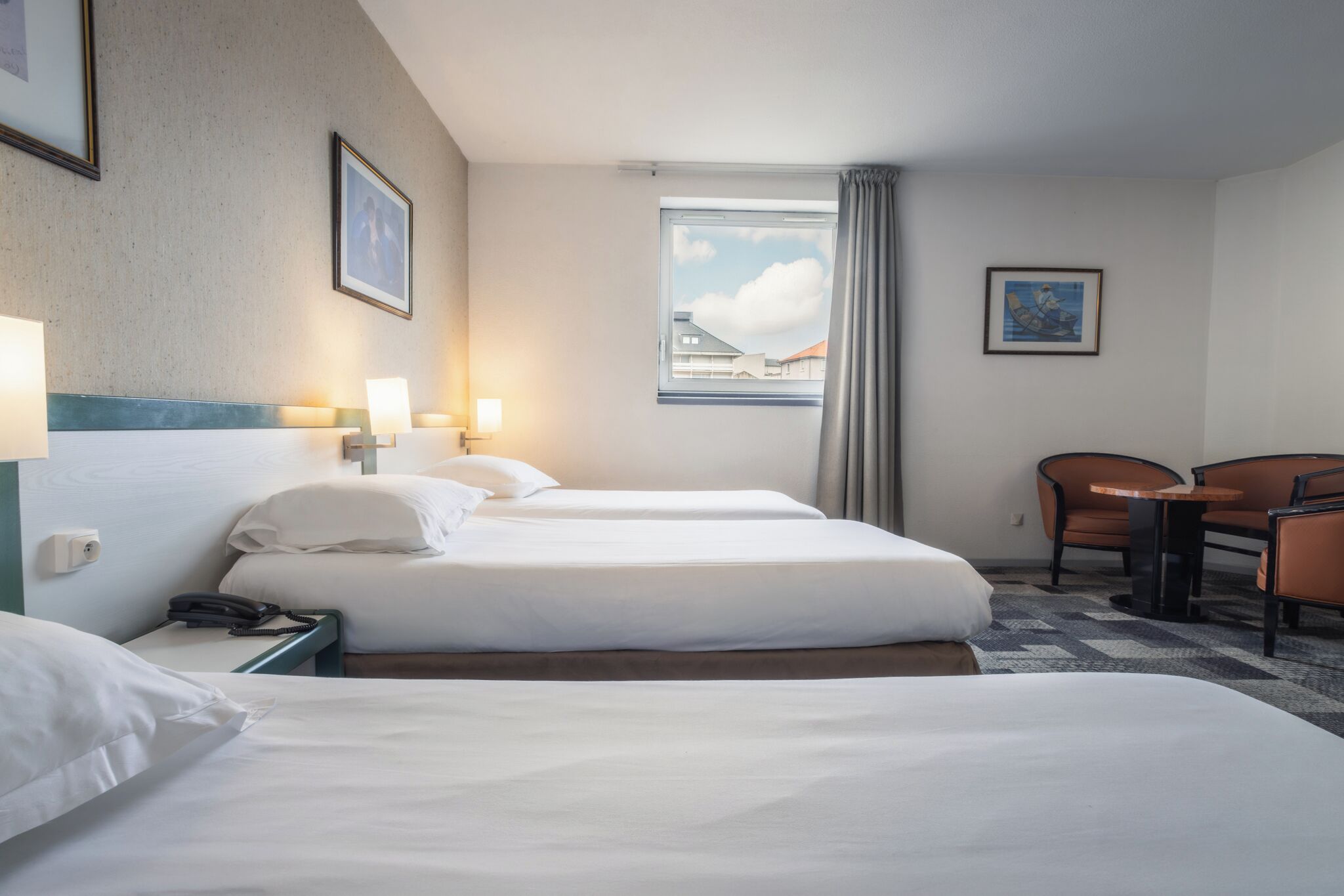 In-room safe, desk, soundproofing, free WiFi