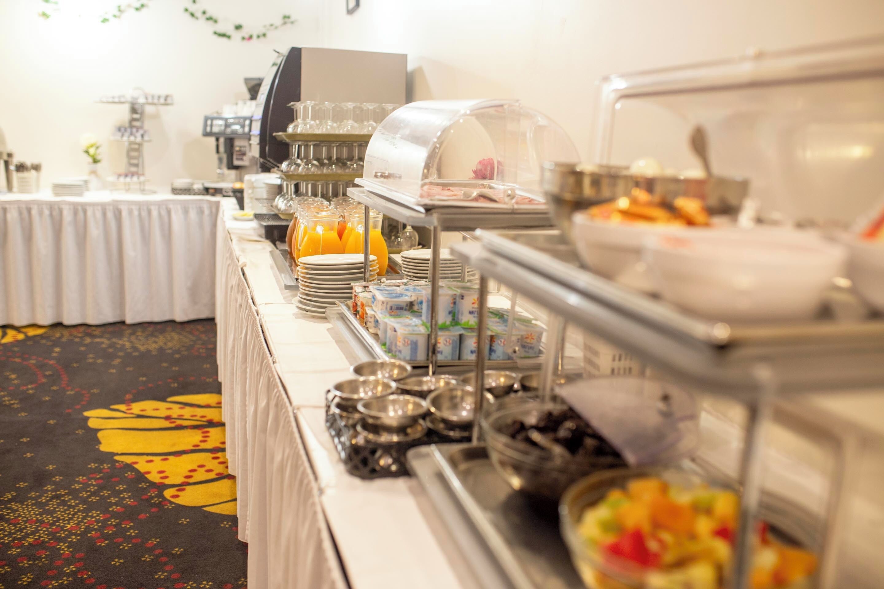 daily buffet breakfast (eur 14 per person)
