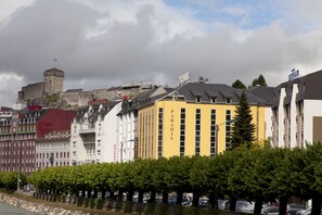 Front of property - Hotel Paradis (Lourdes)