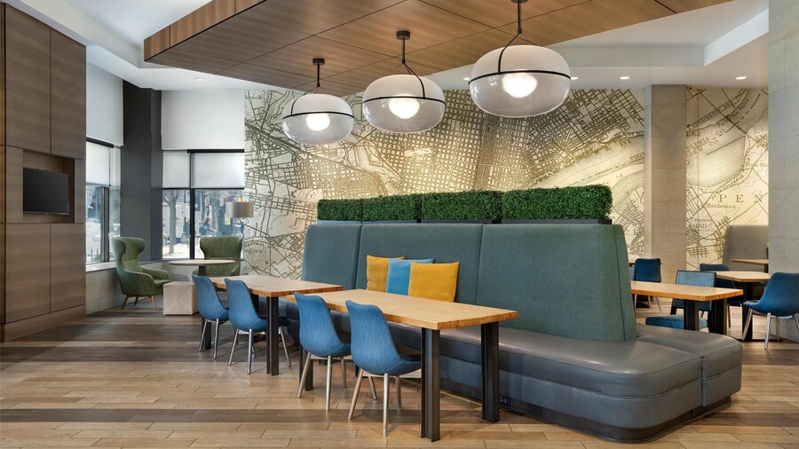 Home2 Suites by Hilton Philadelphia - Convention Center, PA