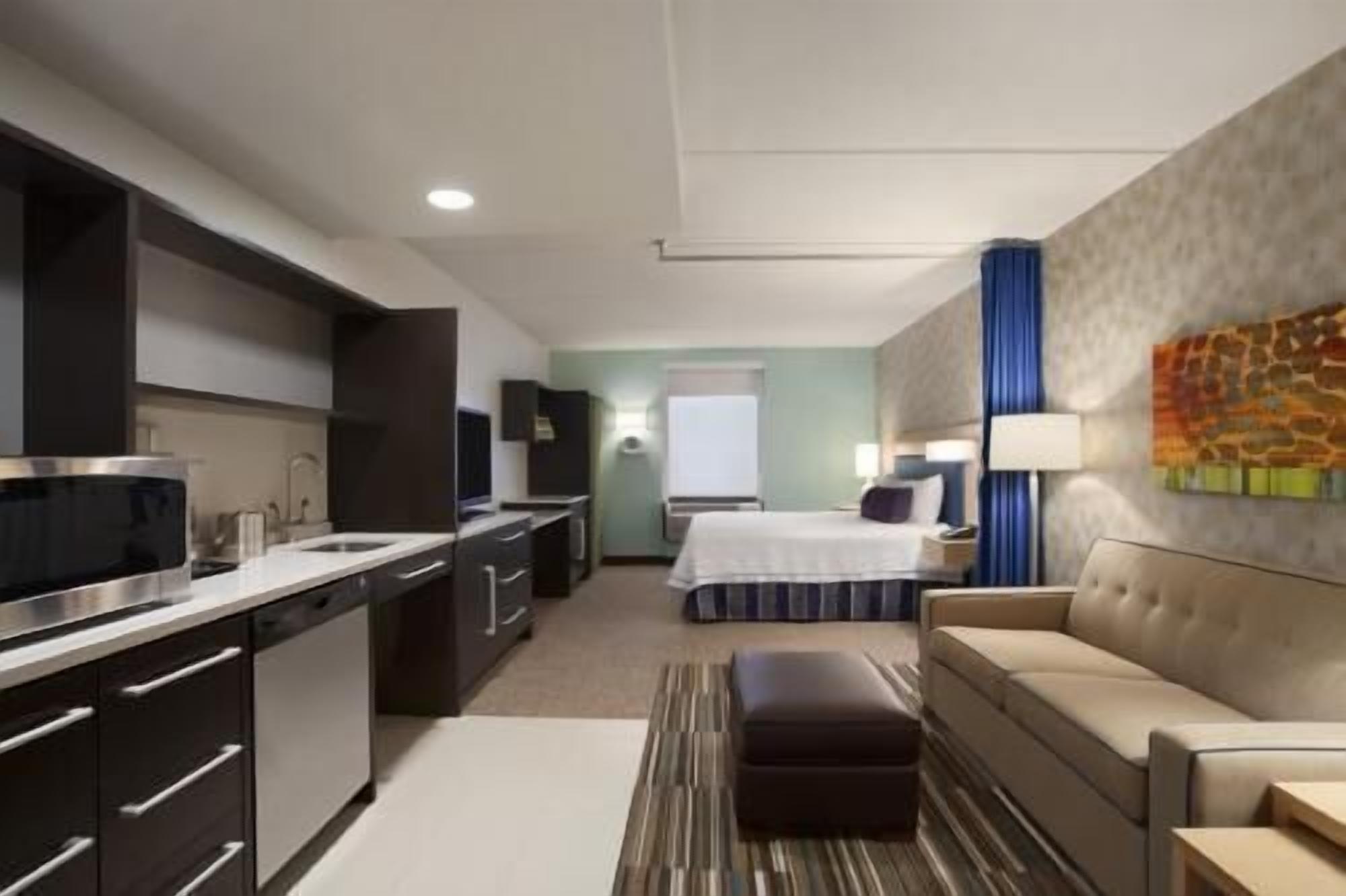 Roupas de cama antialérgicas, cofres nos quartos, berços grátis