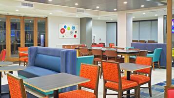 Free daily full breakfast
