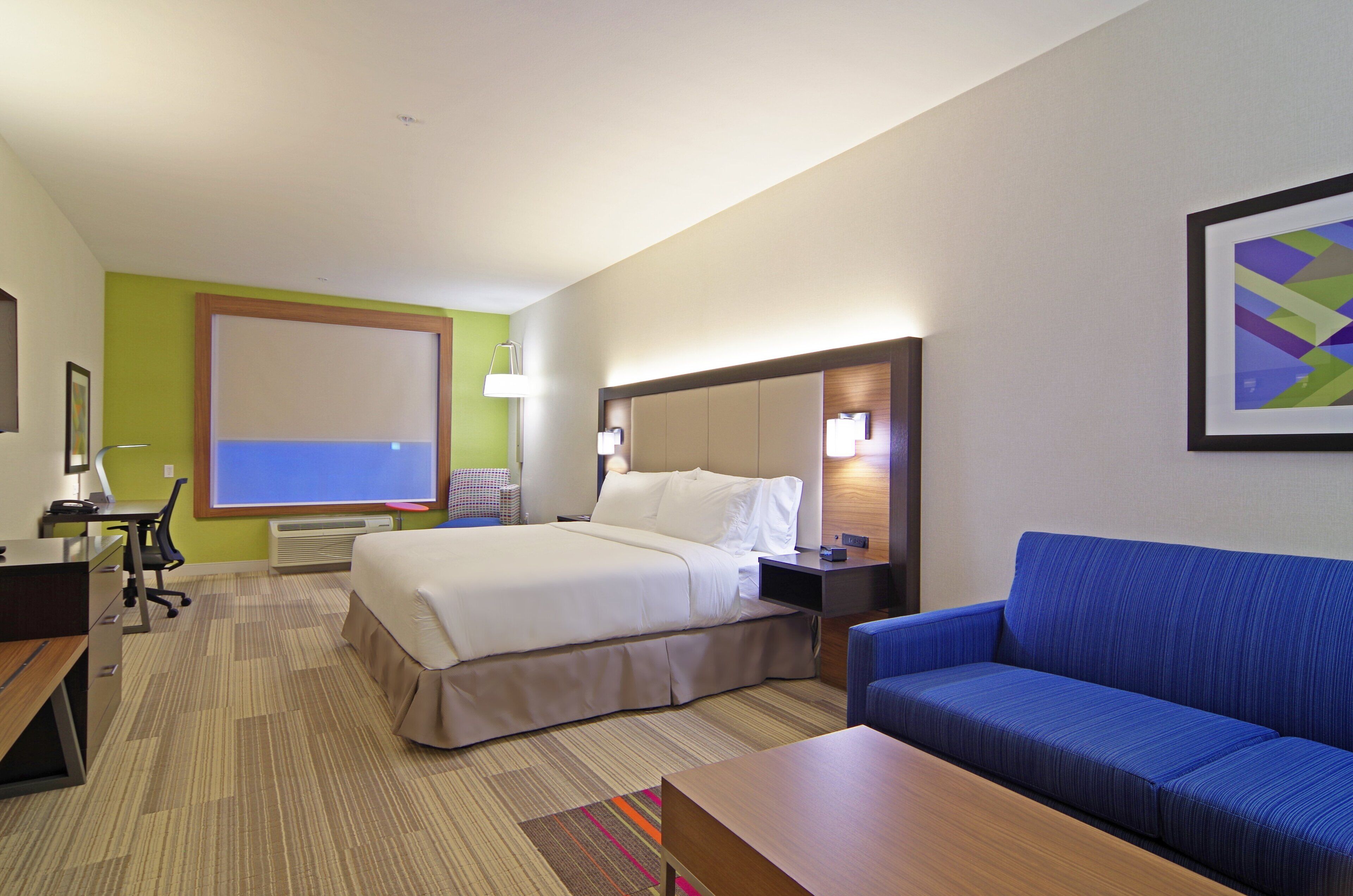 In-room safe, desk, laptop workspace, iron/ironing board
