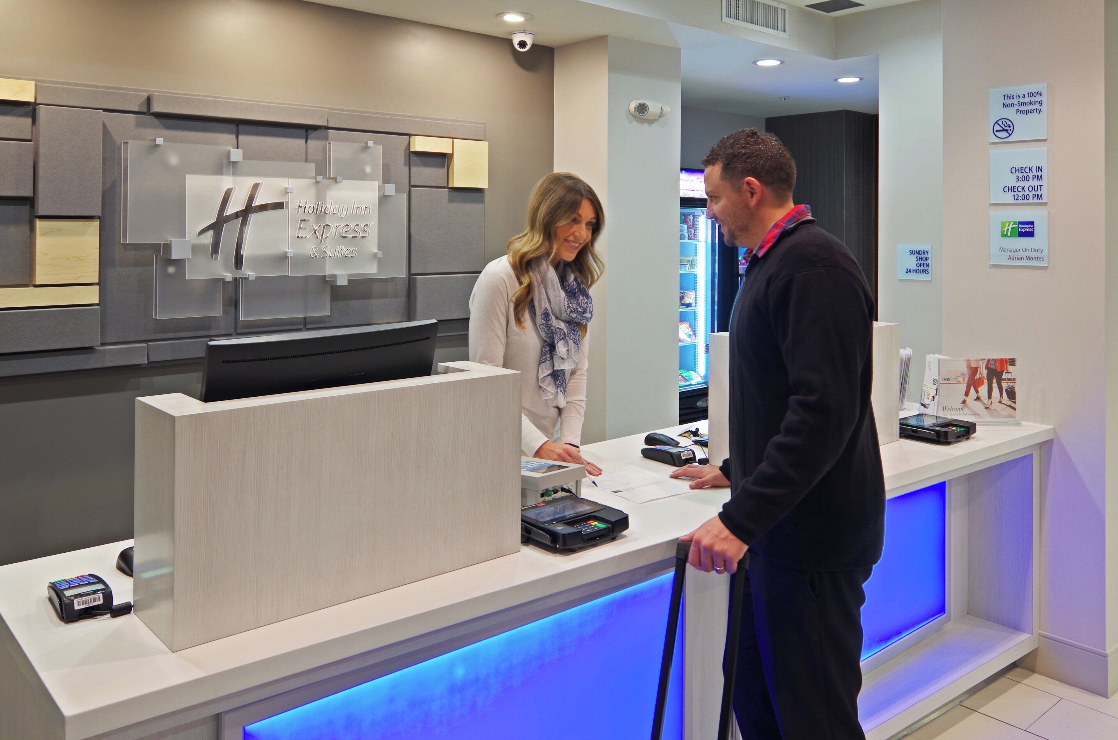 Photo - Holiday Inn Express Hotel & Suites Phoenix North Scottsdale by IHG