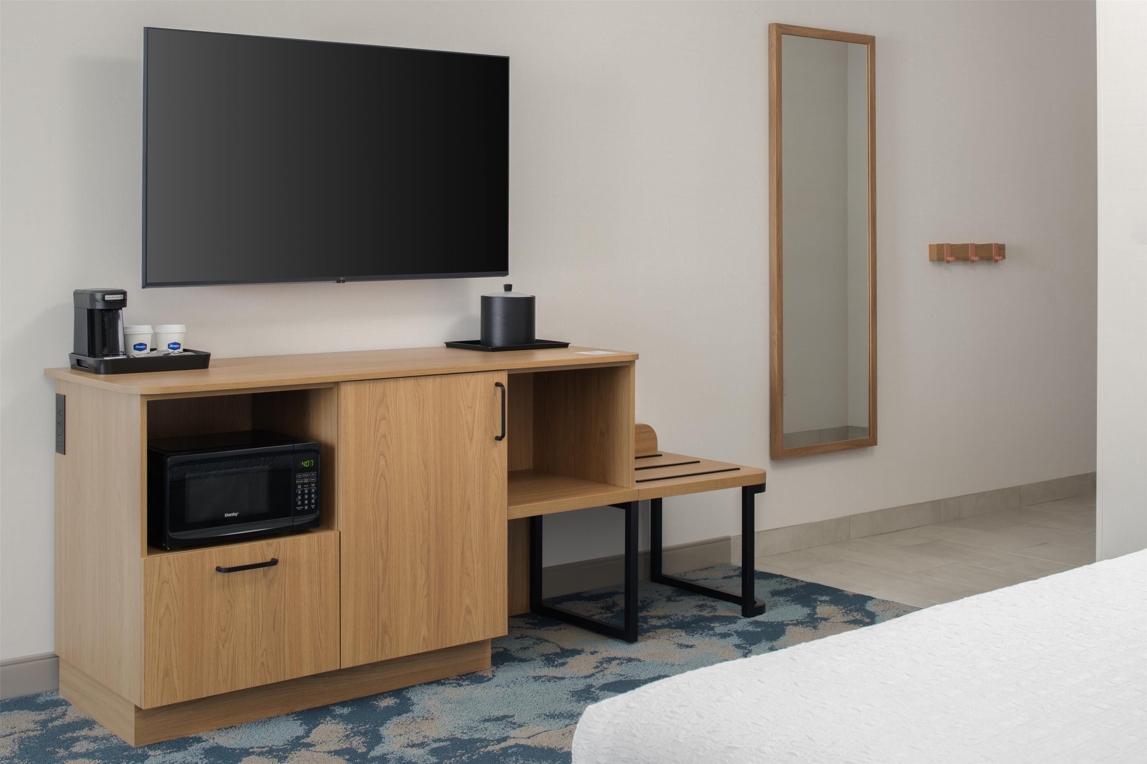 hypo-allergenic bedding, in-room safe, individually furnished, desk