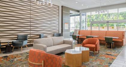 Hampton Inn by Hilton North Hollywood