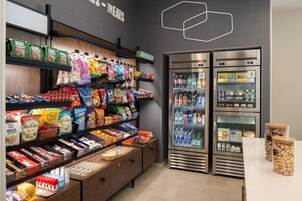 Snack bar