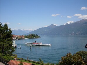 View from property - Lake Como Hostel (Menaggio)