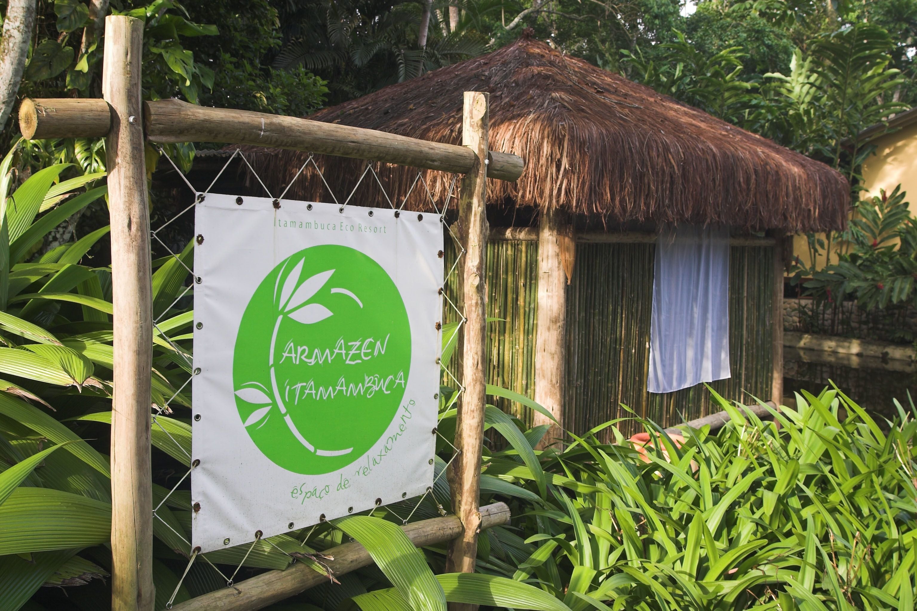 couples treatment room(s), sauna, hot tub, body treatments, hydrotherapy