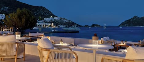 Abendessen, italienische Küche, Blick auf den Strand
