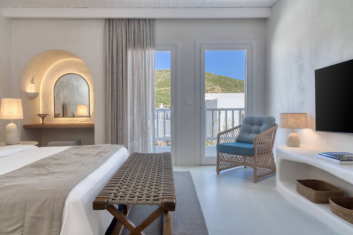 one bedroom maisonette, private pool, 1 king | view from room