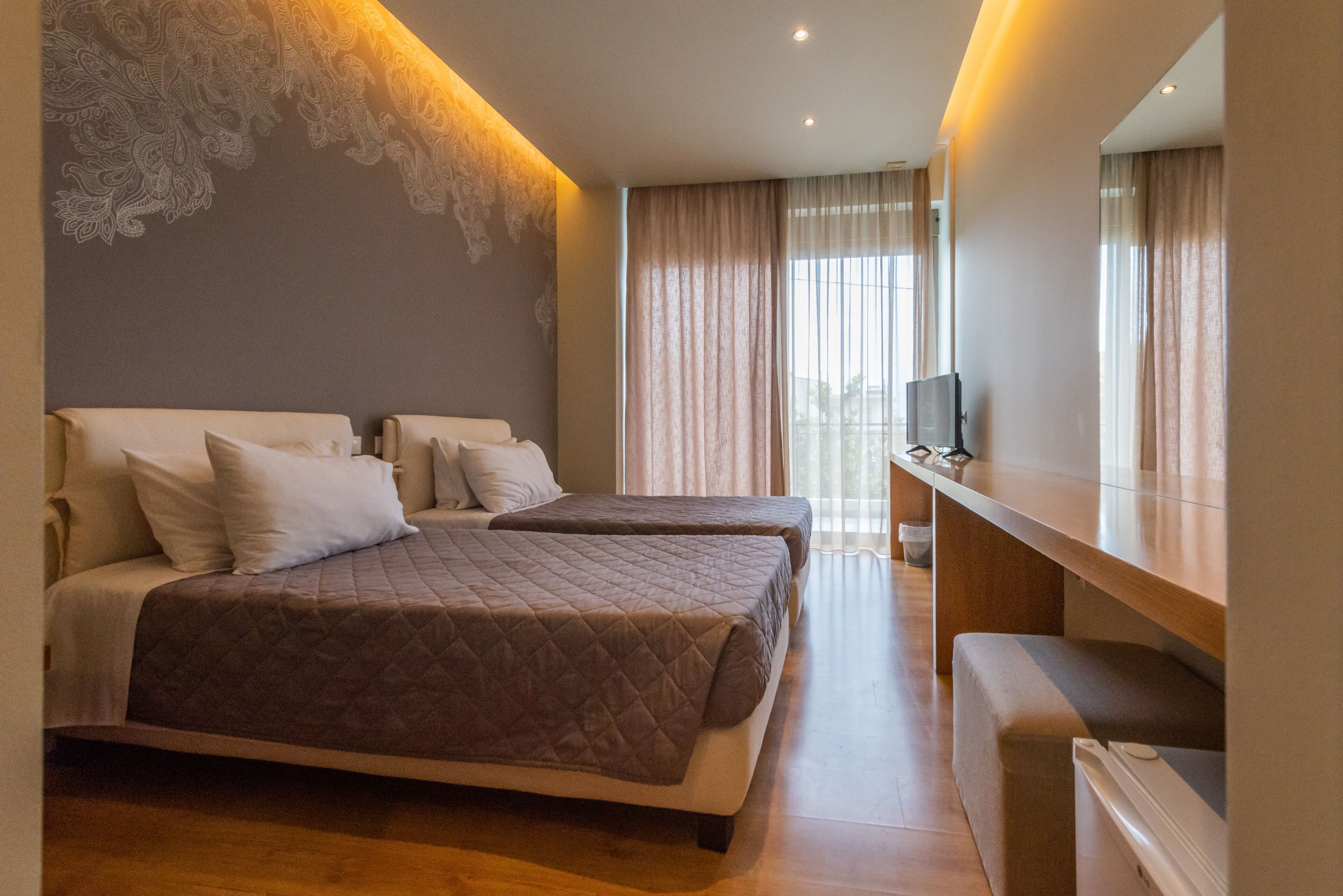 superior double or twin room | 1 bedroom, minibar, in-room safe, individually decorated