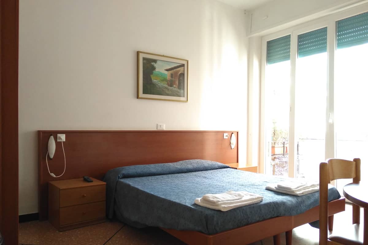 In-room safe, desk, blackout curtains, free WiFi