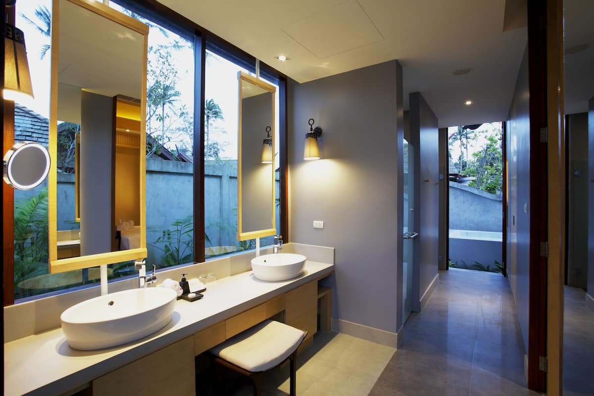 garden pool villa | bathroom sink