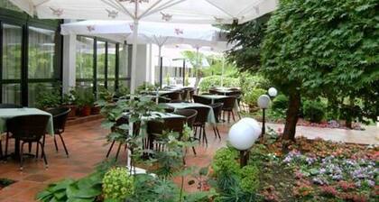 Pela Hotel Ohrid