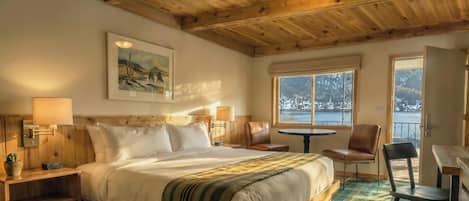 Standard Room, Lake View | Blackout drapes, iron/ironing board, free WiFi, bed sheets