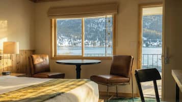 遮光布/窗簾、熨斗/熨衣板、免費無線上網、床單