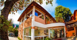 Front of property - Pousada Manga Rosa (Ilhabela)