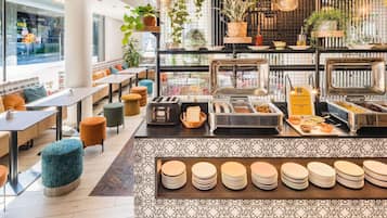 Daily buffet breakfast (EUR 19 per person)