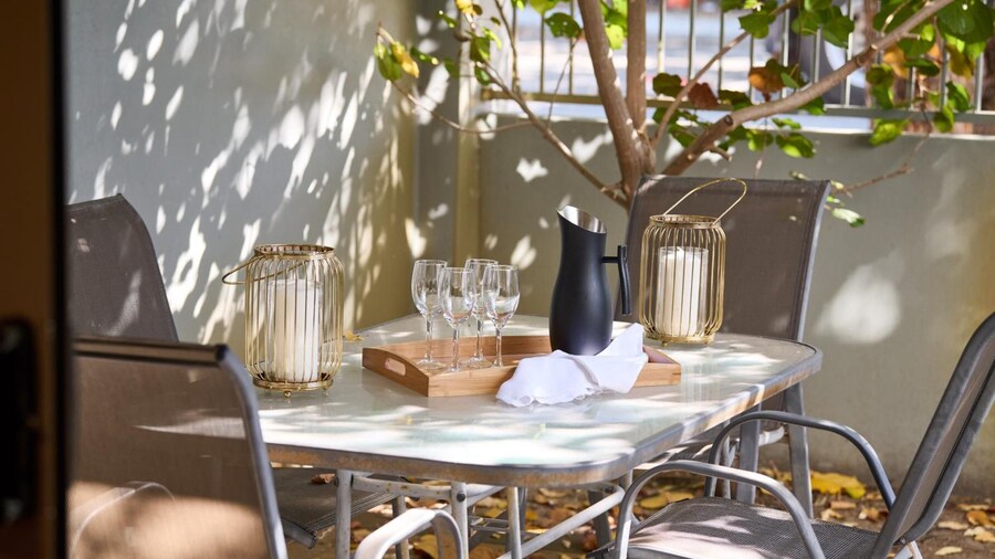 Airport Apartments by Vetroblu