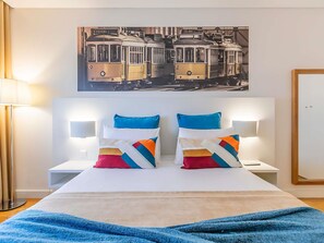 Suite - 1 dobbeltseng med sovesofa | Premium-sengetøj, pengeskab på værelset, skrivebord