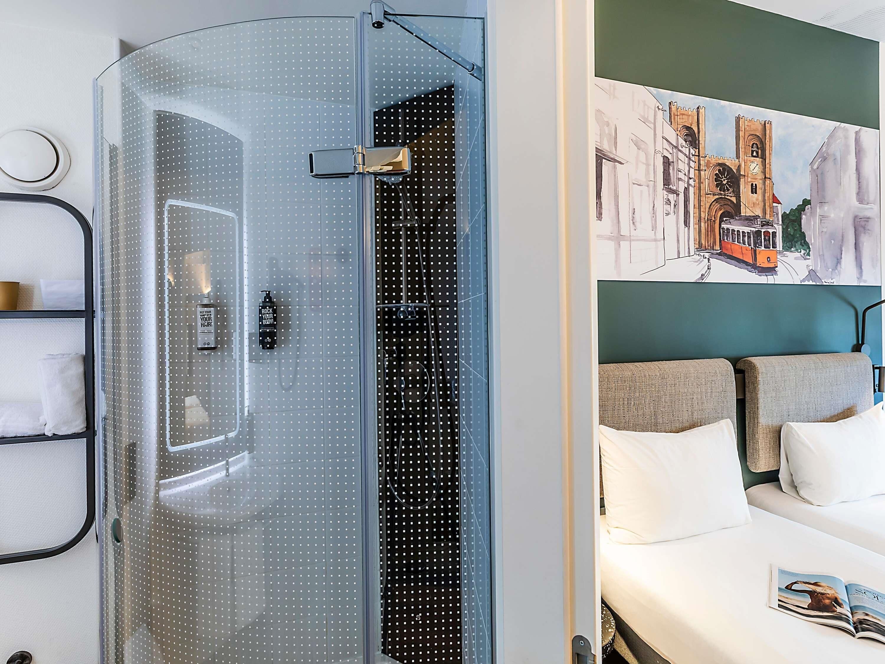 twin room, 2 single beds (renovated) | premium bedding, in-room safe, desk, iron/ironing board