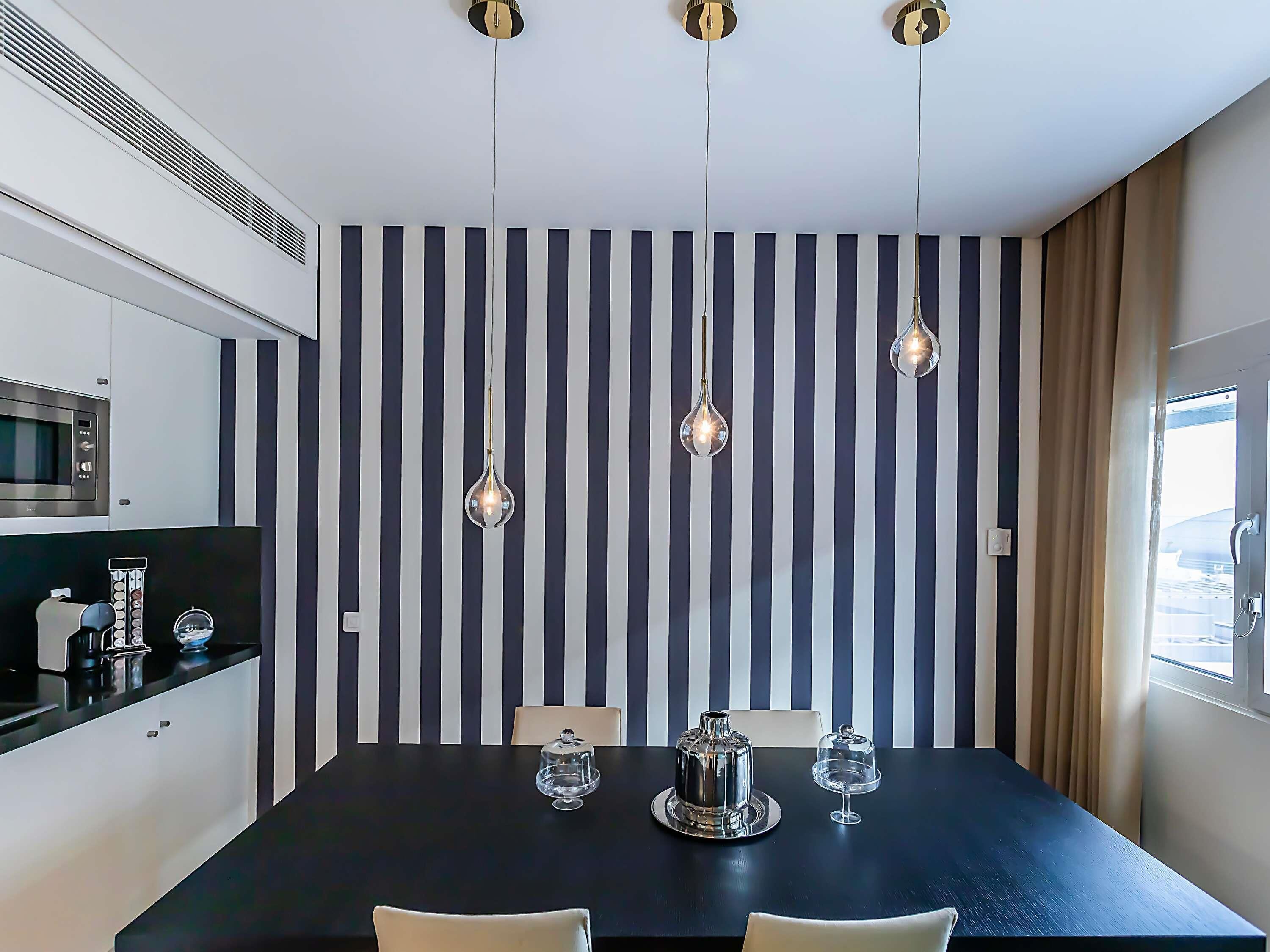 Suite, 1 letto matrimoniale con divano letto | Biancheria da letto di alta qualità, una cassaforte in camera