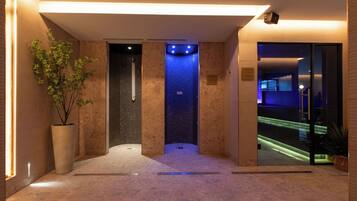 Sauna, hot tub, steam room, 2 treatment rooms