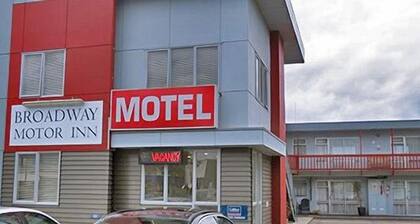 Broadway Motor Inn