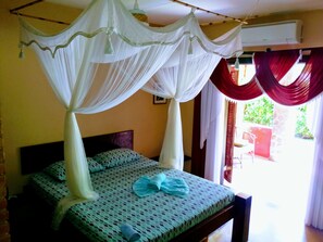 Minibar, wifi gratis y ropa de cama 