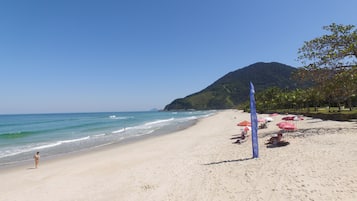 Beach nearby, sun-loungers, beach umbrellas