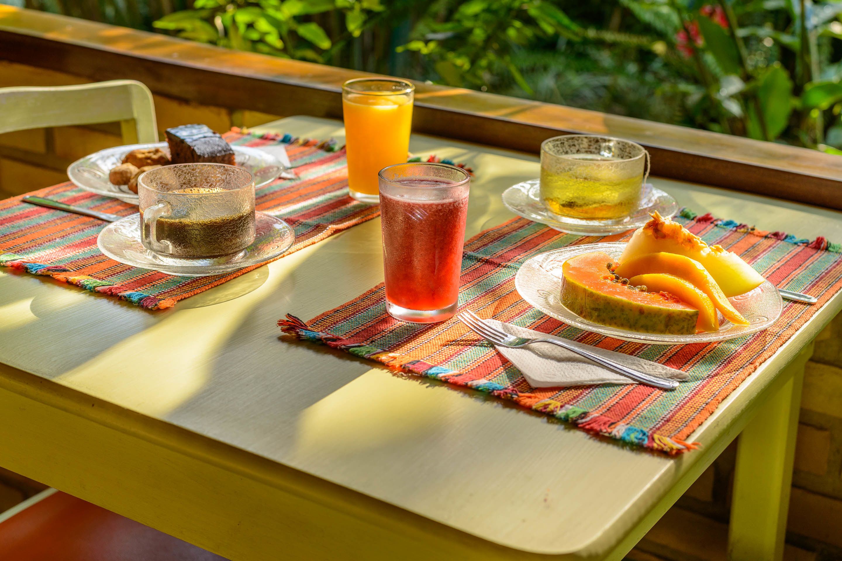 Makanan dan minuman