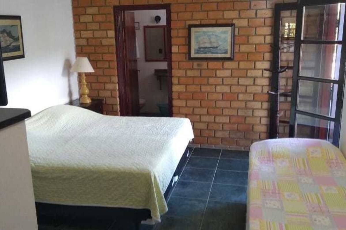 standard triple room | minibar, free cots/infant beds, rollaway beds, free wifi