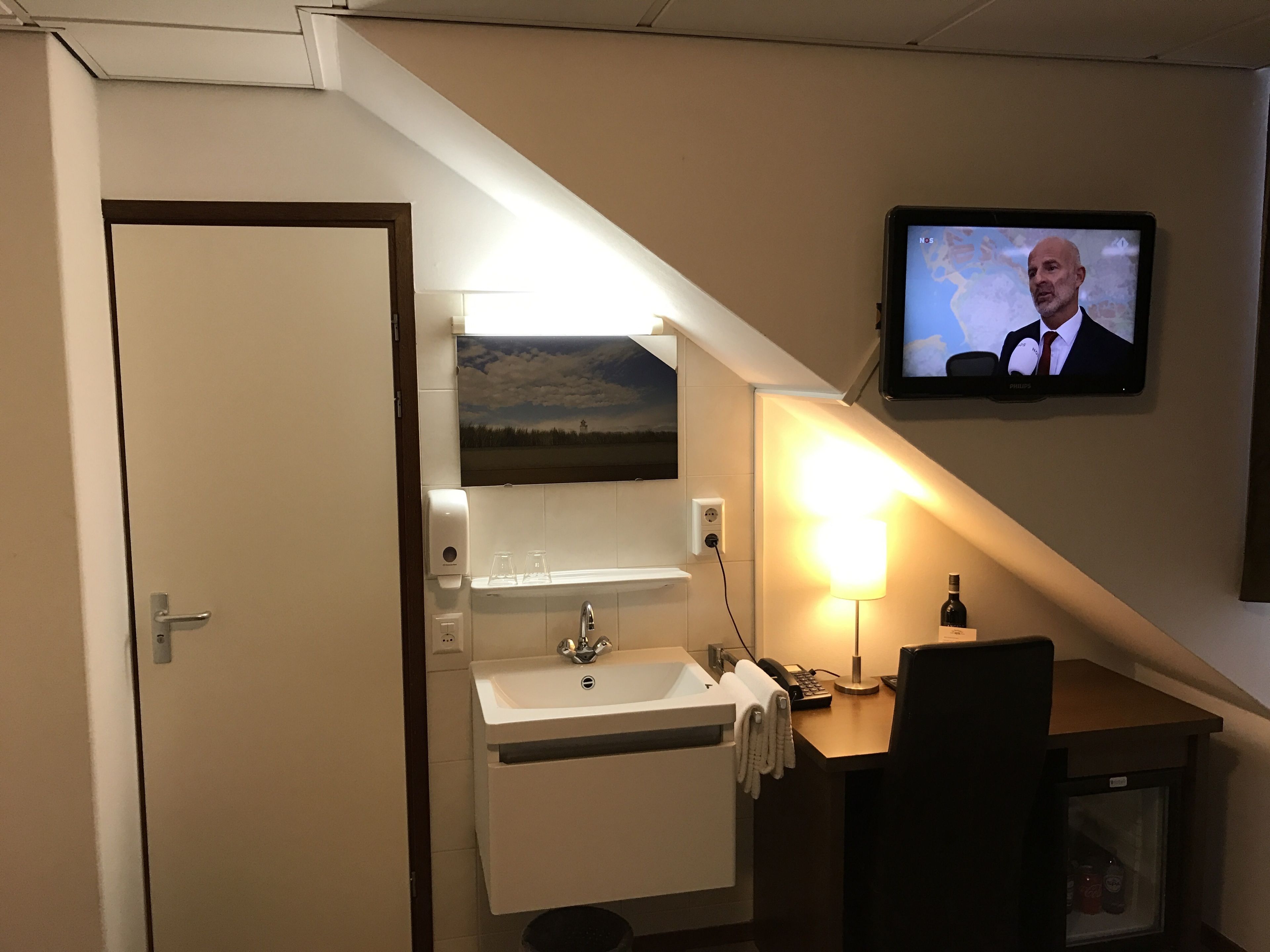 small double room | room amenity