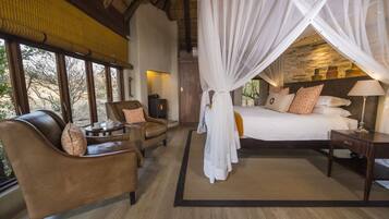 1 bedroom, premium bedding, minibar, in-room safe