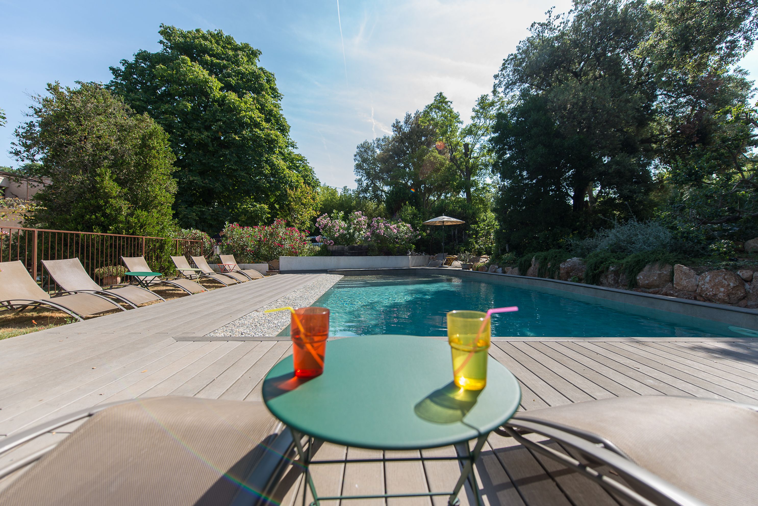 Outdoor pool, sun loungers